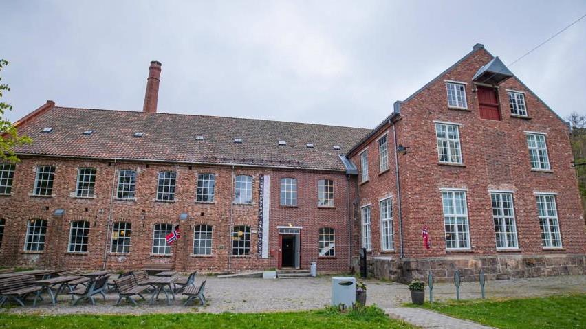 Lenkje til artikkel: Tur til Sjølingstad uldvarefabrikk onsdag 26. august!